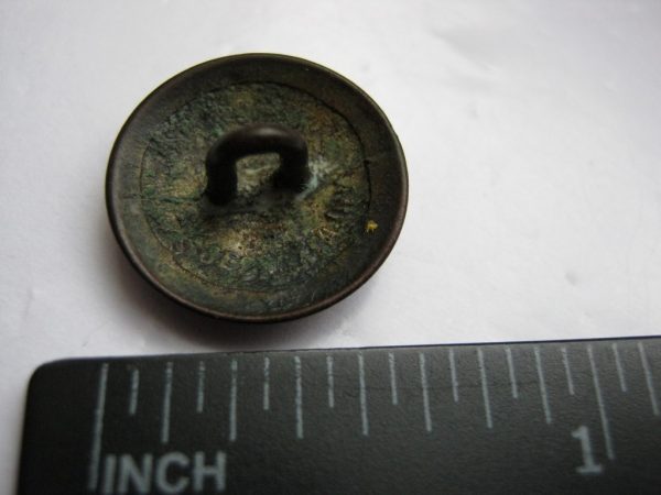 dimensions of button inch